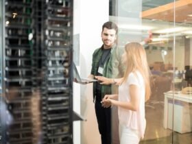 cara membuat ruang server kantor sesuai standar IT