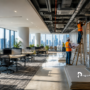 Biaya penataan kantor Jakarta dalam proses renovasi ruang kerja modern
